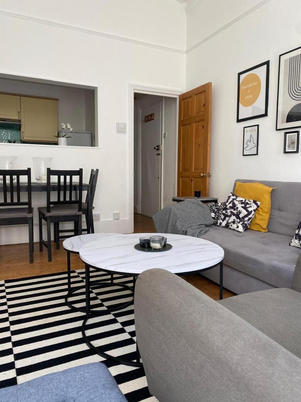 Beautiful One Bed Garden Flat In Muswell Hill Londra